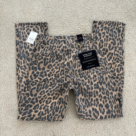 Good American - LEOPARD GOOD ICON STRAIGHT DIAMOND JEANS - Picture 4 of 7
